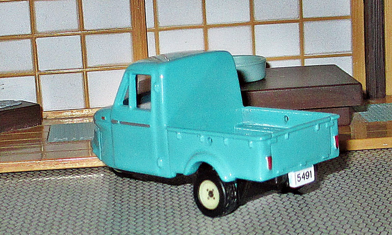 Illustration for article titled Samurai Saturday: Daihatsu Midget MP5